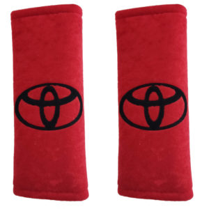 ΤΟΥΟΤΑ ΜΑΞΙΛΑΡΑΚΙΑ ΓΙΑ ΖΩΝΗ ΑΣΦΑΛΕΙΑΣ 21 X 7,5 cm ΣΕ ΚΟΚΚΙΝΟ ΧΡΩΜΑ ΜΕ ΜΑΥΡΟ LOGO – 2 ΤΕΜ.