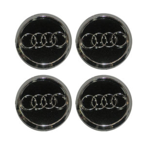 AUDI ΚΟΥΜΠΩΤΕΣ ΤΑΠΕΣ ΚΕΝΤΡΟΥ ΖΑΝΤΑΣ ΜΑΥΡΟ/ΧΡΩΜΙΟ (ΕΣΩΤΕΡ. 56 mm ΚΑΙ ΕΞΩΤΕΡ. 59 mm) – 4 ΤΕΜ.