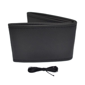 ΚΑΛΥΜΜΑ ΤΙΜΟΝΙΟΥ ΑΥΤΟΚΙΝΗΤΟΥ ΡΑΦΤΟ 38-39cm ΑΠΟ ΔΙΑΤΡΗΤΟ ΑΟΣΜΟ ΤΕΧΝΟΔΕΡΜΑ ΜΑΥΡΟ  AMIO – 1 ΤΕΜ.