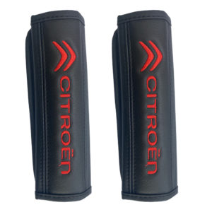 Μαξιλαράκια ζώνης CITROEN 22 X 7,5 cm από PVC δερματίνη σε μαύρο χρώμα με κόκκινο, ραμμένο logo και αυτοκόλλητες ταινίες τύπου velcro Race Axion – 2 τεμάχια