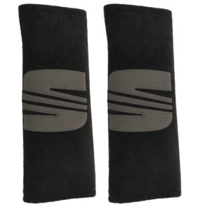 SEAT ΜΑΞΙΛΑΡΑΚΙΑ ΓΙΑ ΖΩΝΗ ΑΣΦΑΛΕΙΑΣ 21 X 7,5 cm ΣΕ ΜΑΥΡΟ ΧΡΩΜΑ ΜΕ ΓΚΡΙ LOGO – 2 ΤΕΜ.
