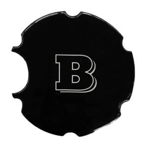 BRABUS ΑΥΤΟΚΟΛΛΗΤΗ ΤΑΠΑ ΓΙΑ ΡΕΖΕΡΒΟΥΑΡ ΜΑΥΡΗ/ΧΡΩΜΙΟ ΣΜΑΛΤΟΥ 11 cm – 1 ΤΕΜ.